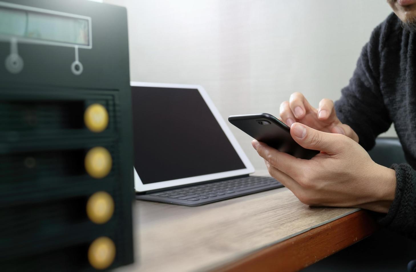 Studenten werken aan game ontwikkeling projecten